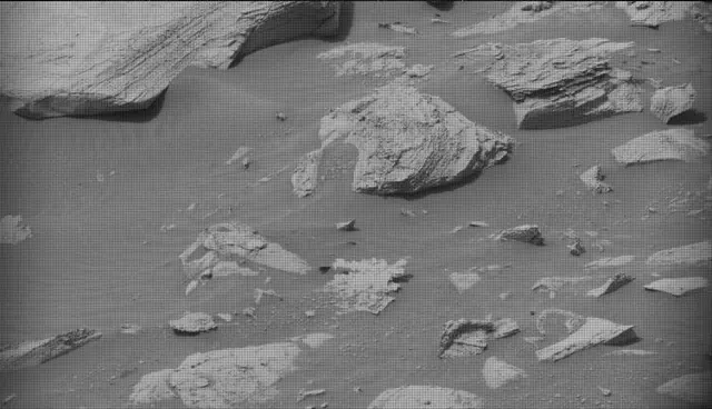 Sol 4127: Mast Camera (Mastcam)