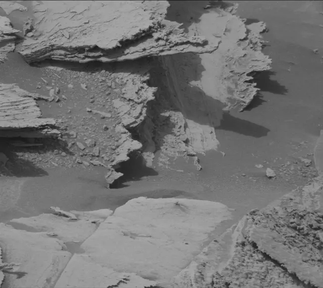 Sol 4127: Mast Camera (Mastcam)