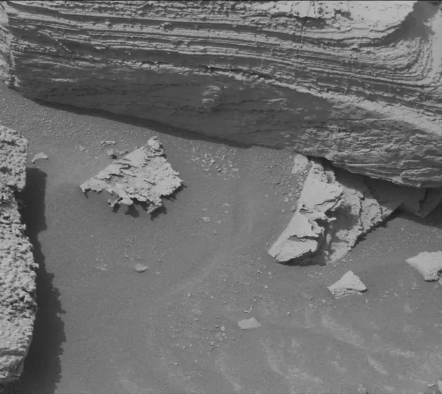 Sol 4127: Mast Camera (Mastcam)