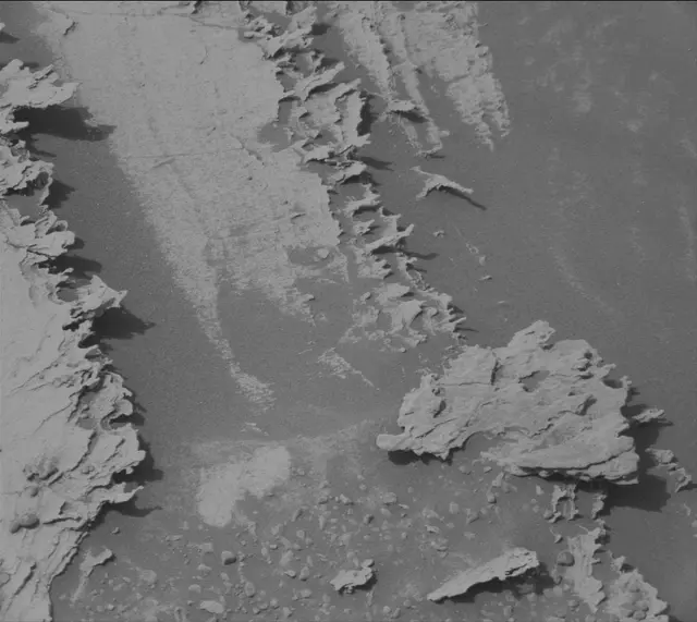 Sol 4127: Mast Camera (Mastcam)
