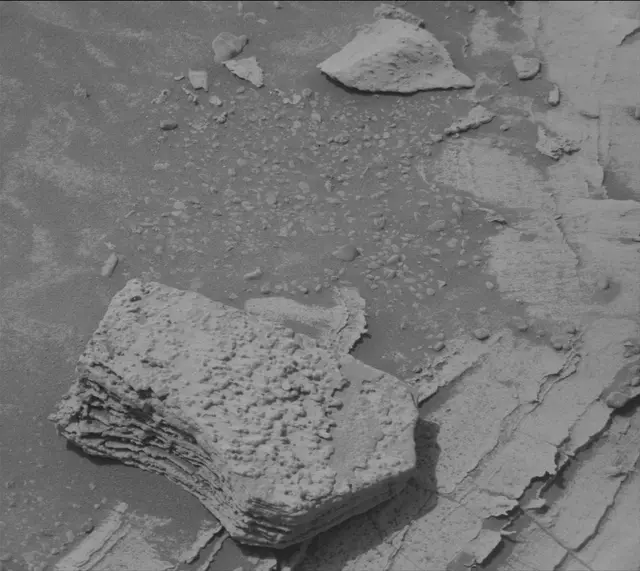 Sol 4127: Mast Camera (Mastcam)
