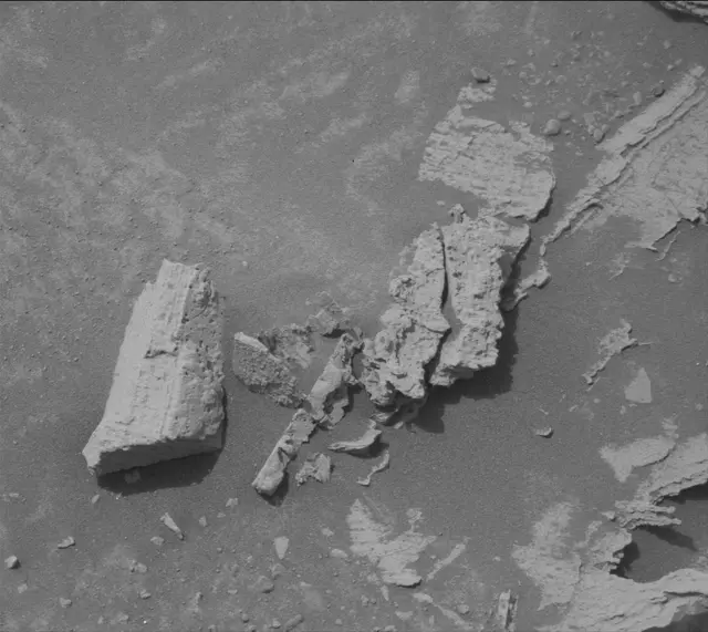 Sol 4127: Mast Camera (Mastcam)