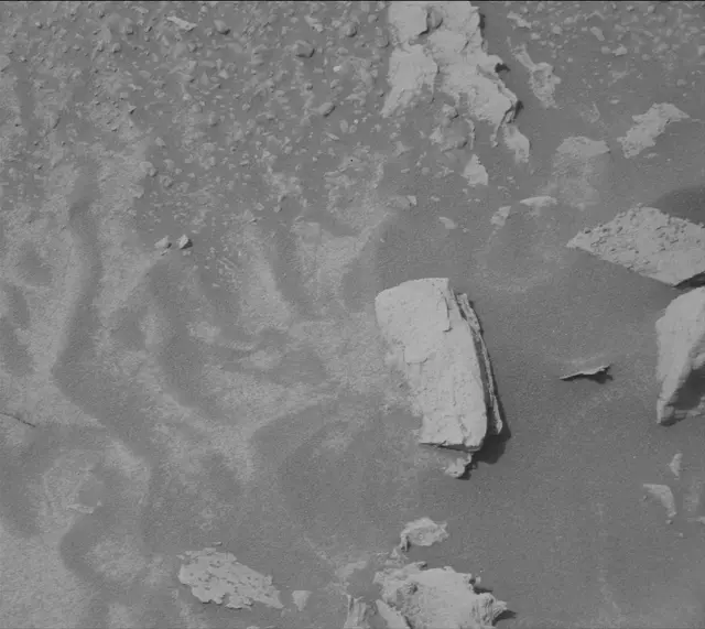 Sol 4127: Mast Camera (Mastcam)