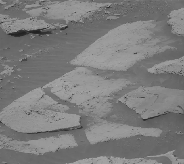 Sol 4127: Mast Camera (Mastcam)