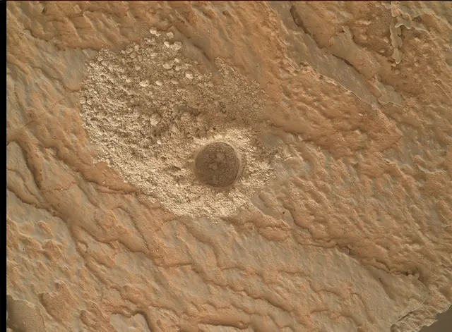 Sol 4127: Mars Hand Lens Imager (MAHLI)