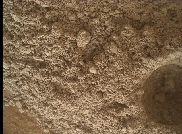 Sol 4127: Mars Hand Lens Imager (MAHLI)