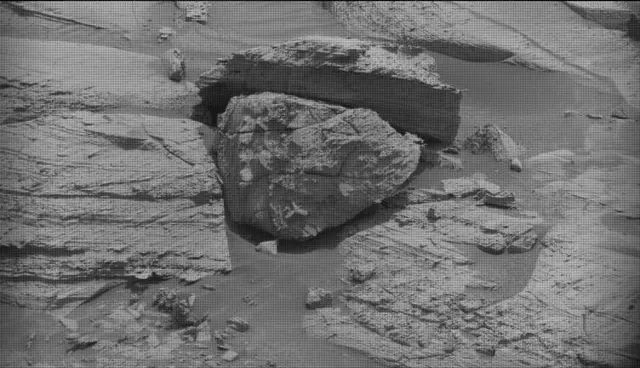 Sol 4128: Mast Camera (Mastcam)