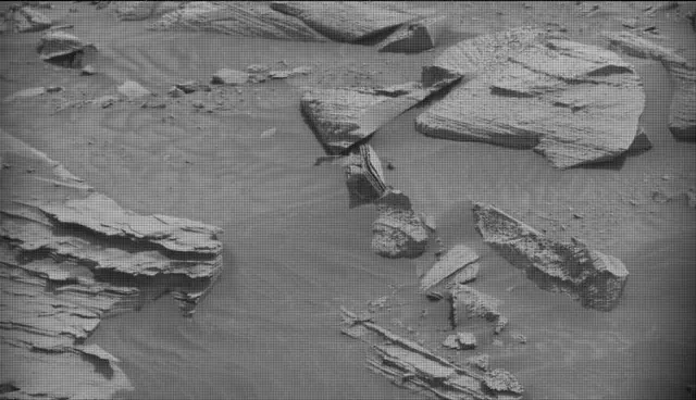 Sol 4128: Mast Camera (Mastcam)