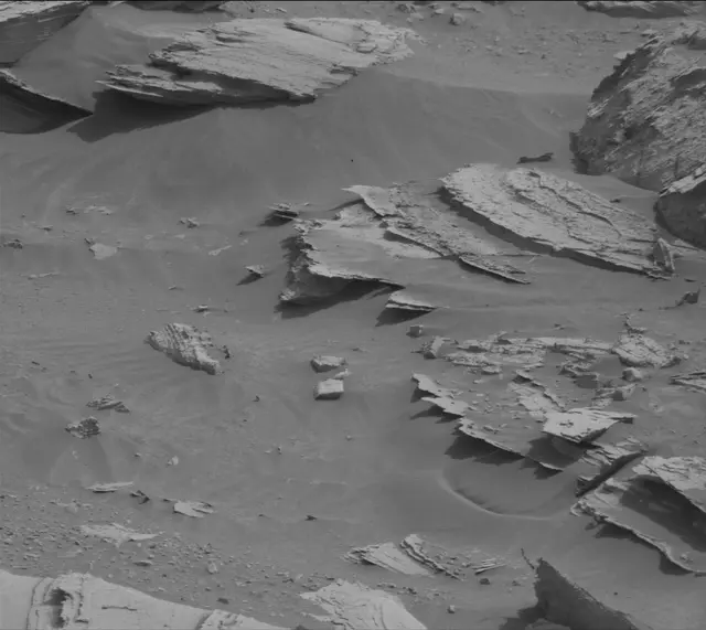 Sol 4128: Mast Camera (Mastcam)