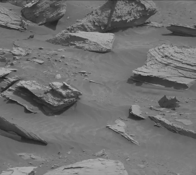 Sol 4128: Mast Camera (Mastcam)