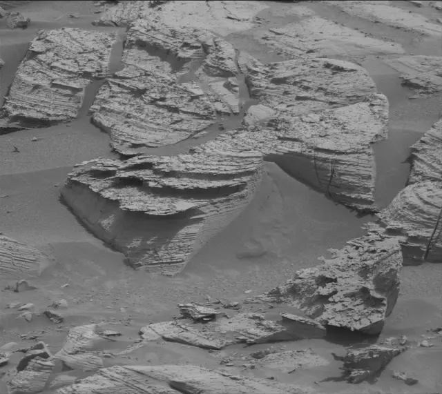 Sol 4128: Mast Camera (Mastcam)