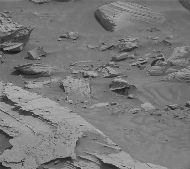 Sol 4128: Mast Camera (Mastcam)