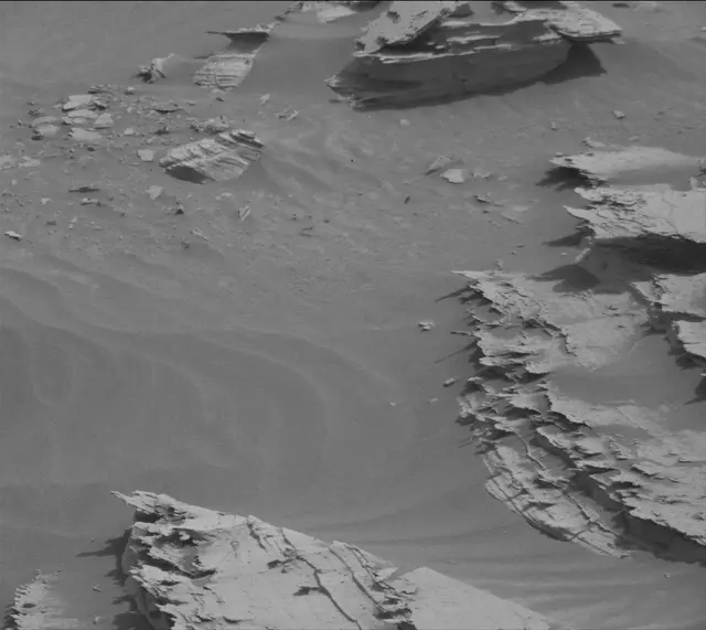 Sol 4128: Mast Camera (Mastcam)
