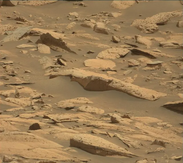 Sol 4128: Mast Camera (Mastcam)