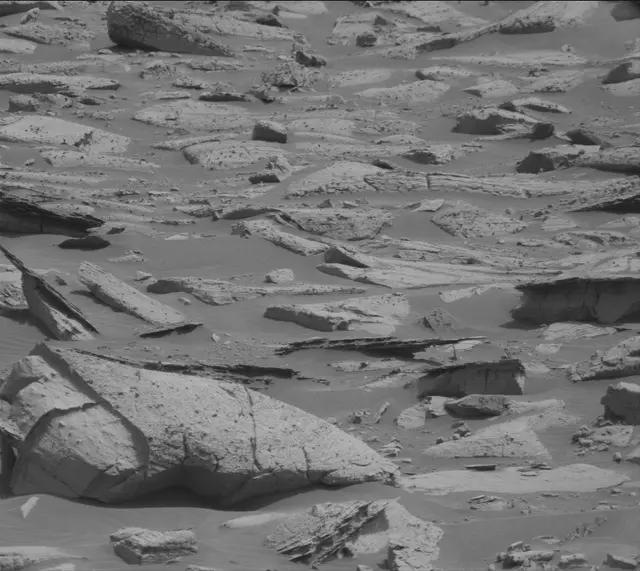 Sol 4128: Mast Camera (Mastcam)