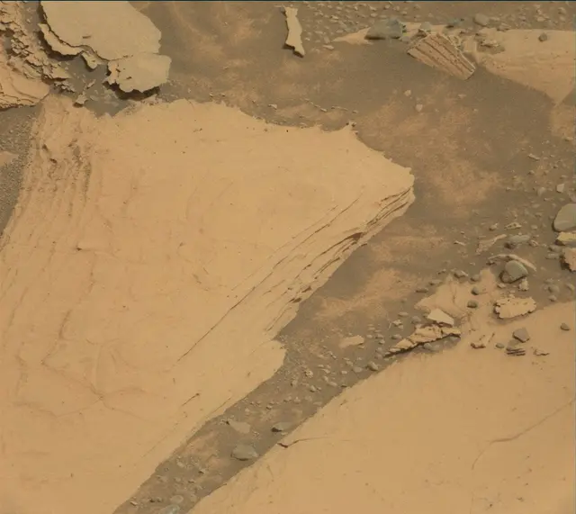 Sol 4128: Mast Camera (Mastcam)