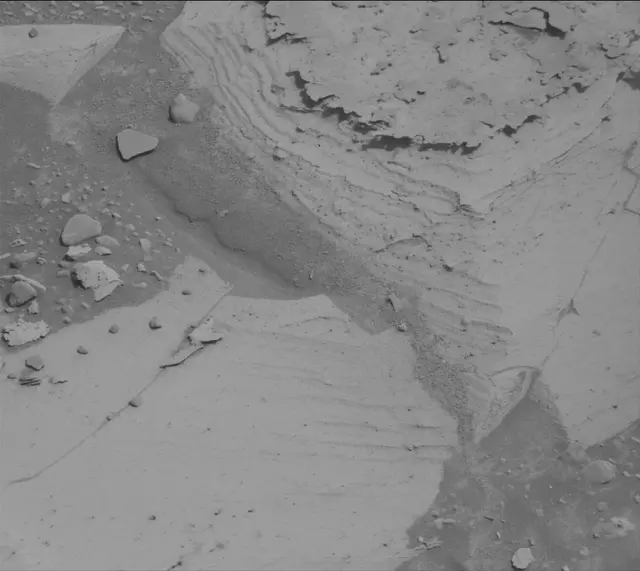 Sol 4128: Mast Camera (Mastcam)