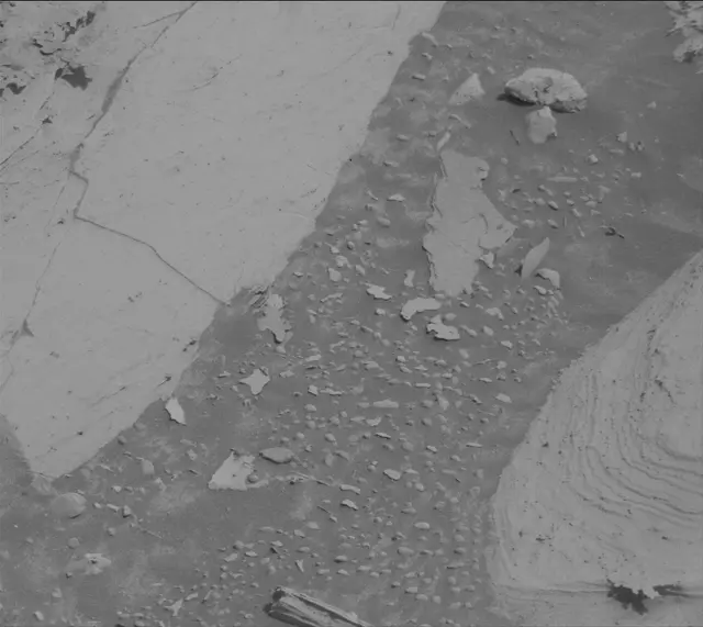 Sol 4128: Mast Camera (Mastcam)