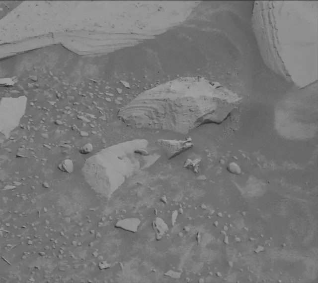 Sol 4128: Mast Camera (Mastcam)