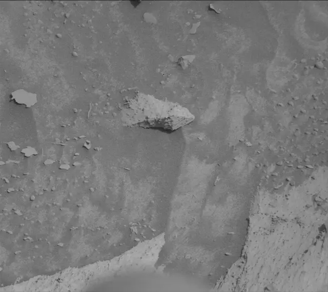 Sol 4128: Mast Camera (Mastcam)