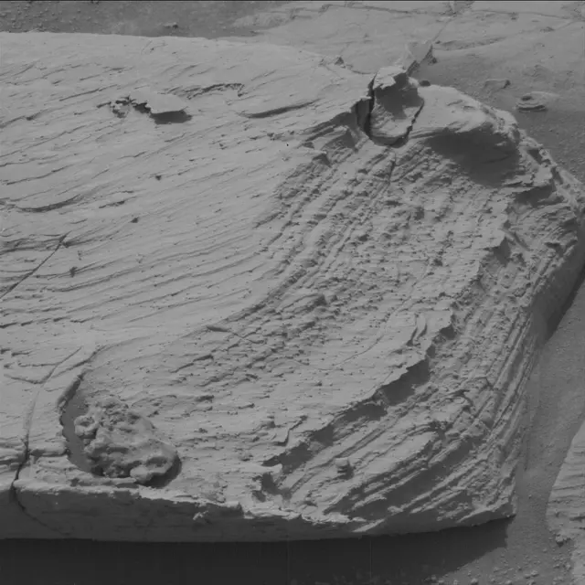 Sol 4128: Mast Camera (Mastcam)