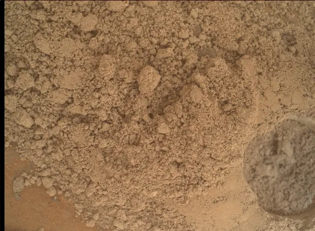 Sol 4128: Mars Hand Lens Imager (MAHLI)