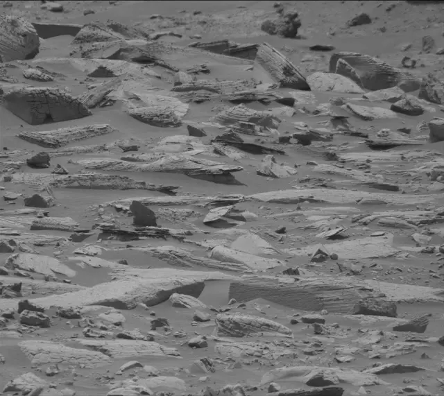 Sol 4130: Mast Camera (Mastcam)