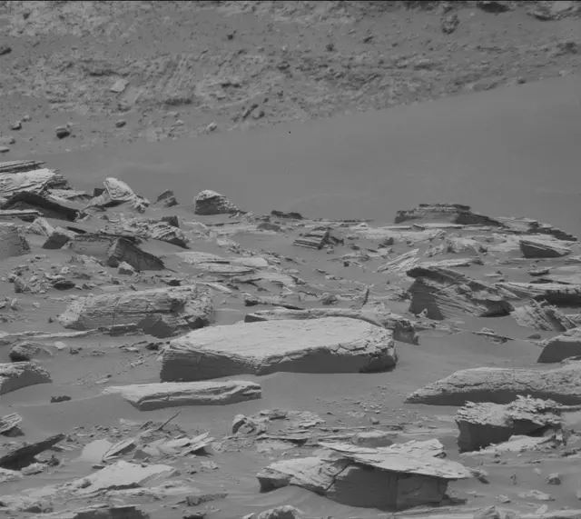 Sol 4130: Mast Camera (Mastcam)