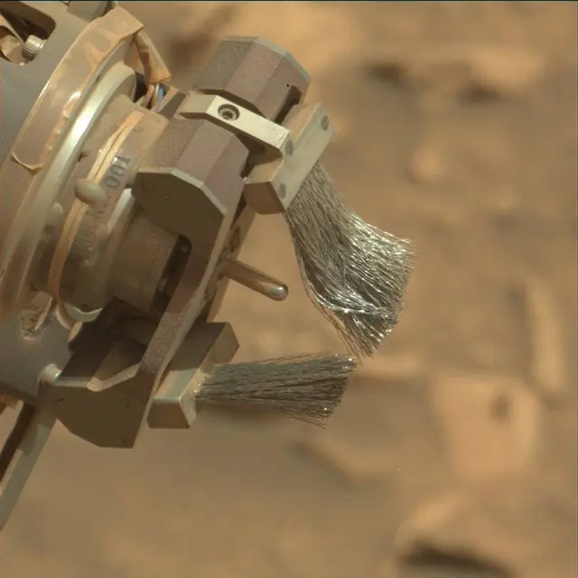 Sol 4130: Mast Camera (Mastcam)