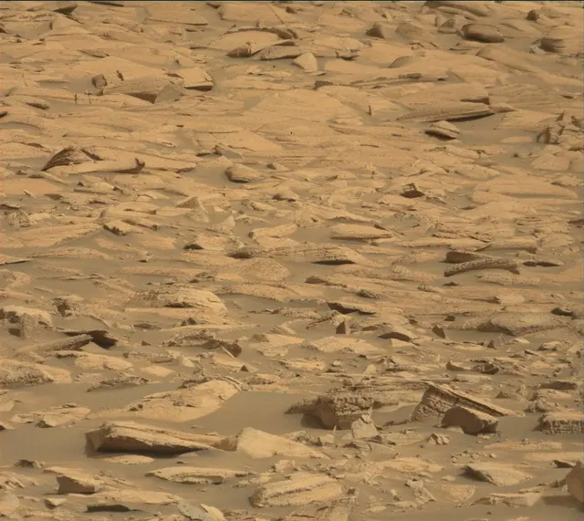 Sol 4130: Mast Camera (Mastcam)