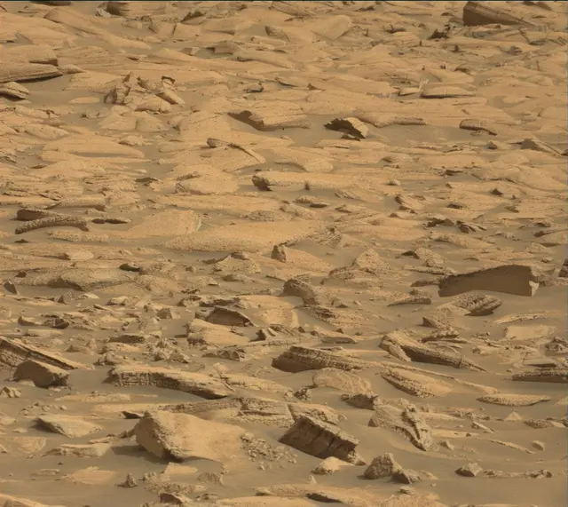 Sol 4130: Mast Camera (Mastcam)