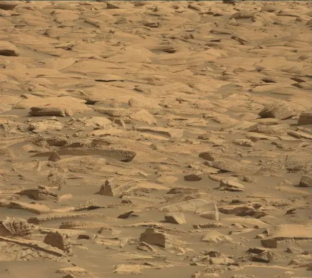 Sol 4130: Mast Camera (Mastcam)