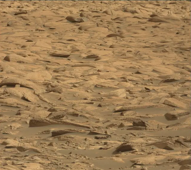 Sol 4130: Mast Camera (Mastcam)