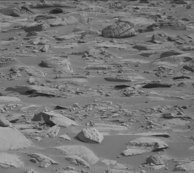Sol 4130: Mast Camera (Mastcam)