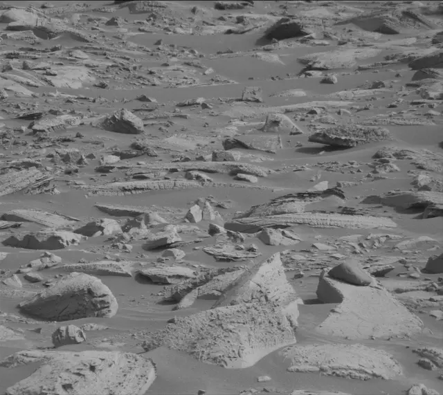Sol 4130: Mast Camera (Mastcam)