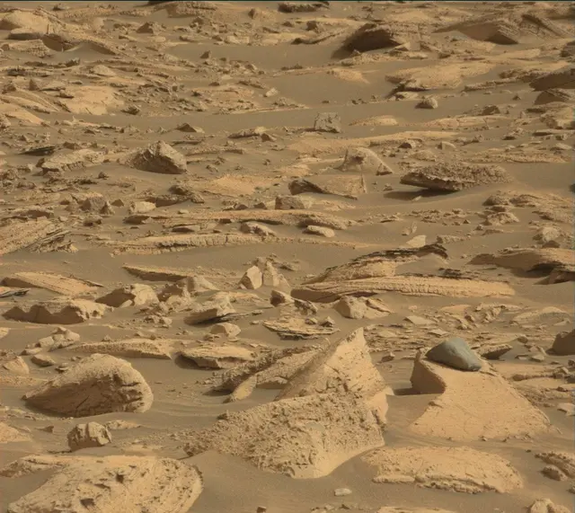 Sol 4130: Mast Camera (Mastcam)