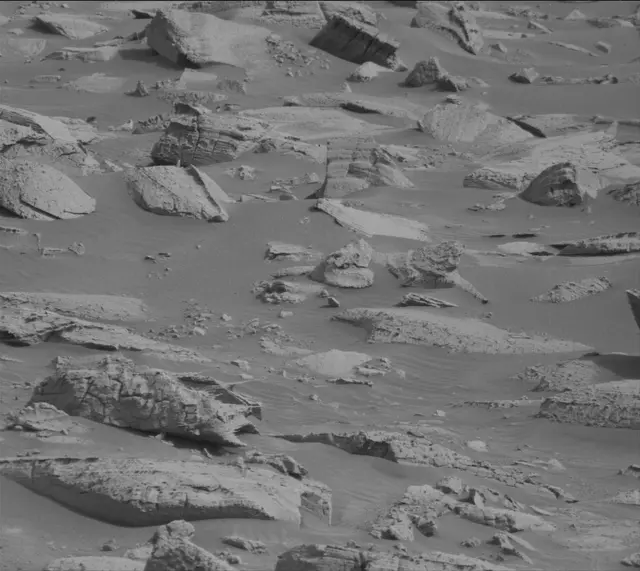 Sol 4130: Mast Camera (Mastcam)