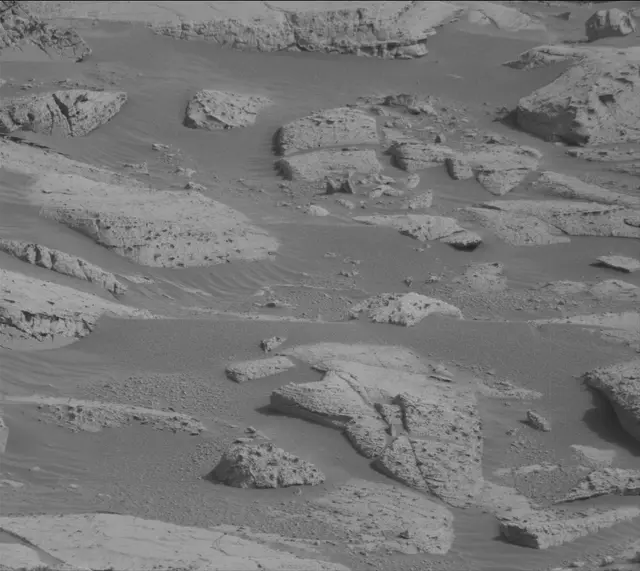 Sol 4130: Mast Camera (Mastcam)