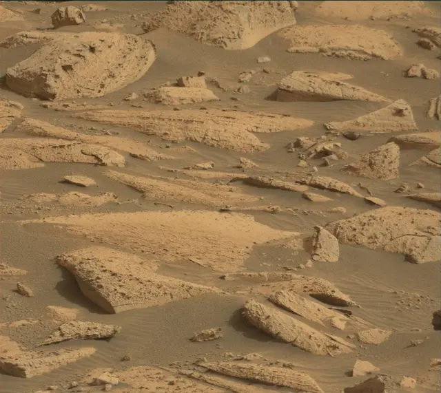 Sol 4130: Mast Camera (Mastcam)