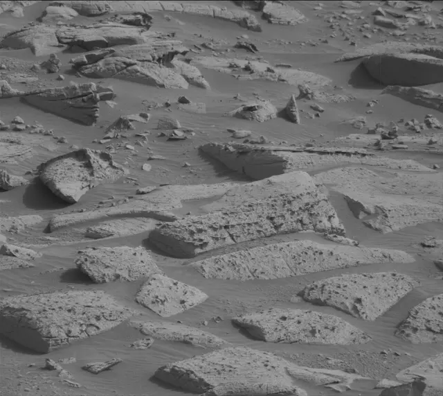 Sol 4130: Mast Camera (Mastcam)