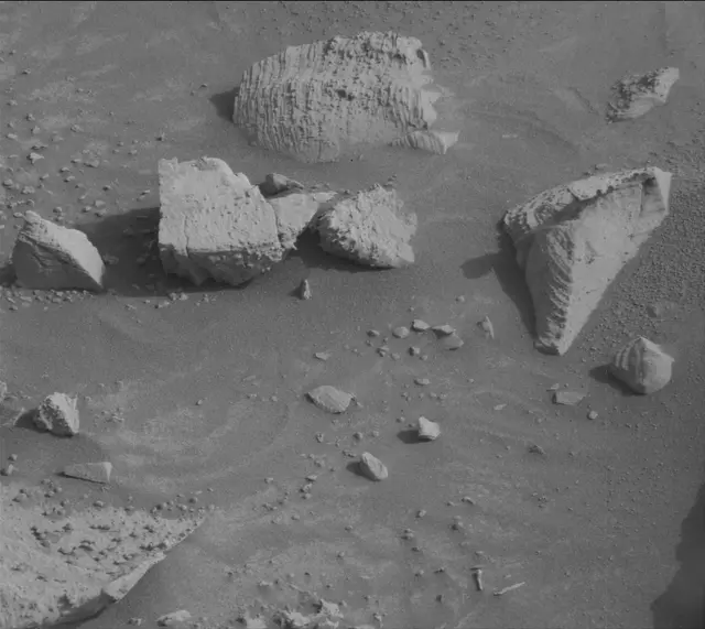 Sol 4130: Mast Camera (Mastcam)