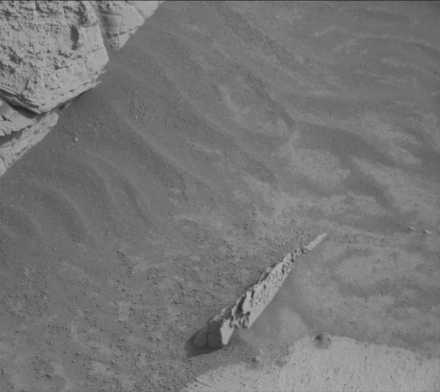 Sol 4130: Mast Camera (Mastcam)