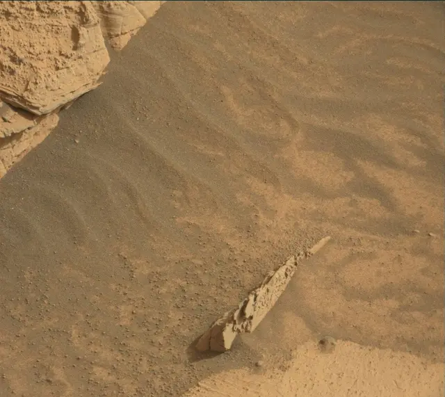Sol 4130: Mast Camera (Mastcam)