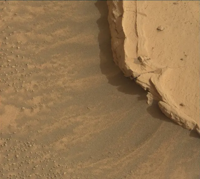 Sol 4130: Mast Camera (Mastcam)