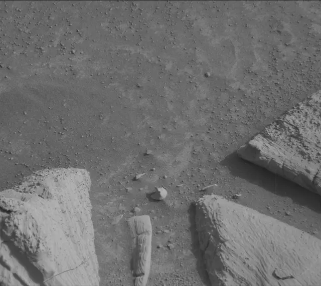 Sol 4130: Mast Camera (Mastcam)