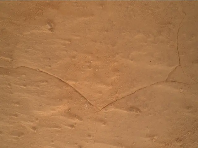 Sol 4130: Mars Hand Lens Imager (MAHLI)