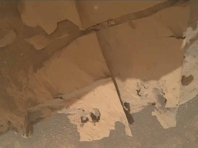 Sol 4130: Mars Hand Lens Imager (MAHLI)