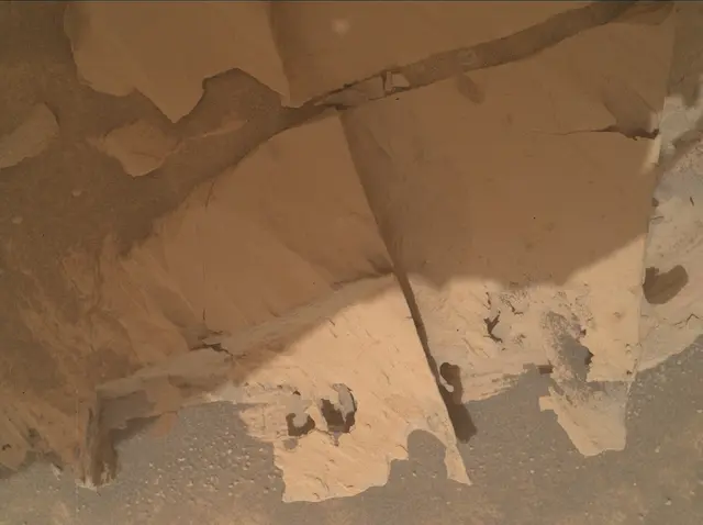 Sol 4130: Mars Hand Lens Imager (MAHLI)