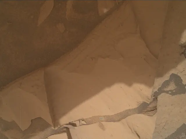 Sol 4130: Mars Hand Lens Imager (MAHLI)