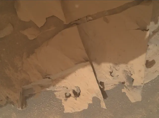Sol 4130: Mars Hand Lens Imager (MAHLI)